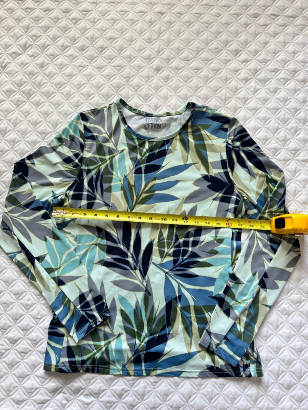 Hang Ten Long Sleeve Leaf Print Sun Protect Rash Guard Swim Top Blue Green Sz M - Picture 6 of 15